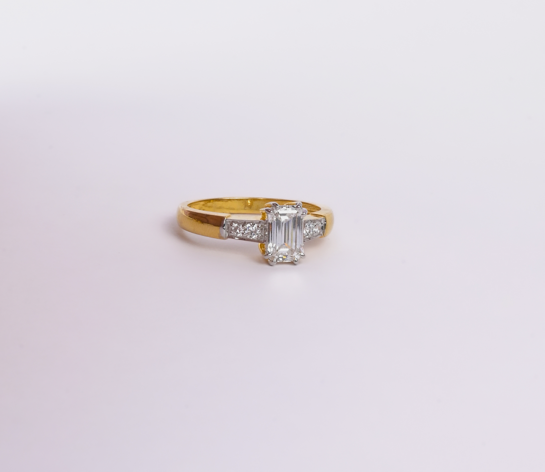 White Solitire Diamond Ring